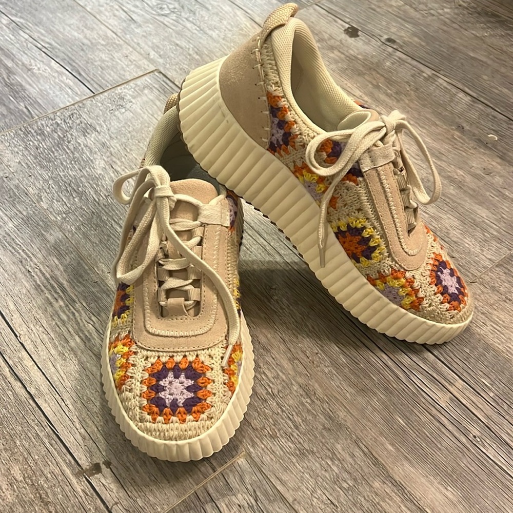 Dolce vita sneakers